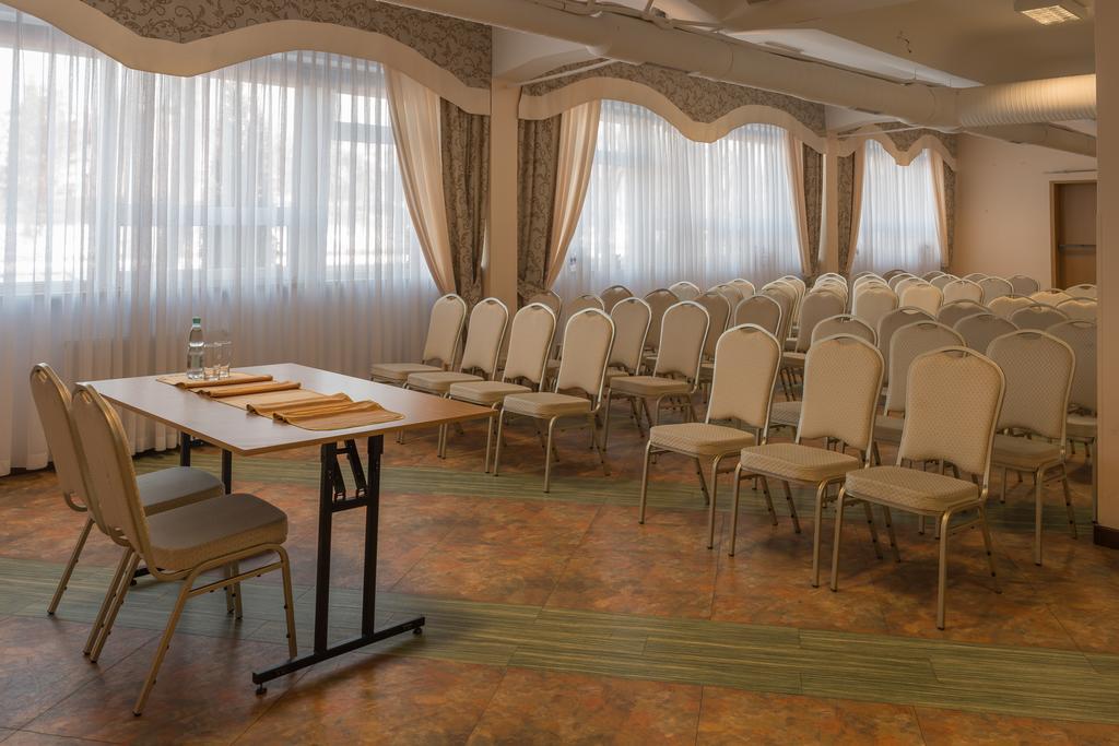 Majewski Hotel & Spa Мальборк Екстер'єр фото