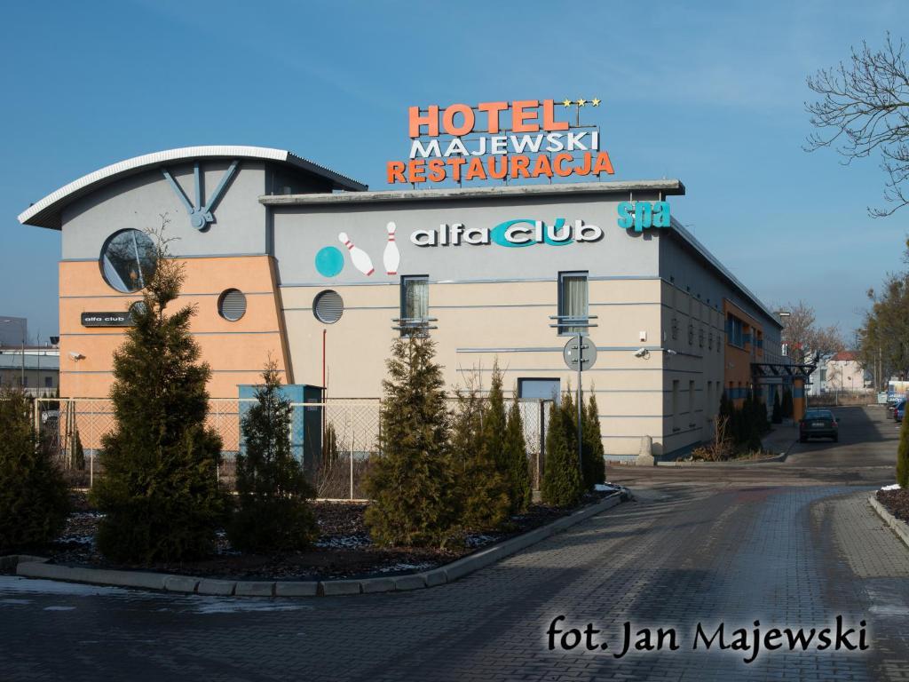 Majewski Hotel & Spa Мальборк Екстер'єр фото